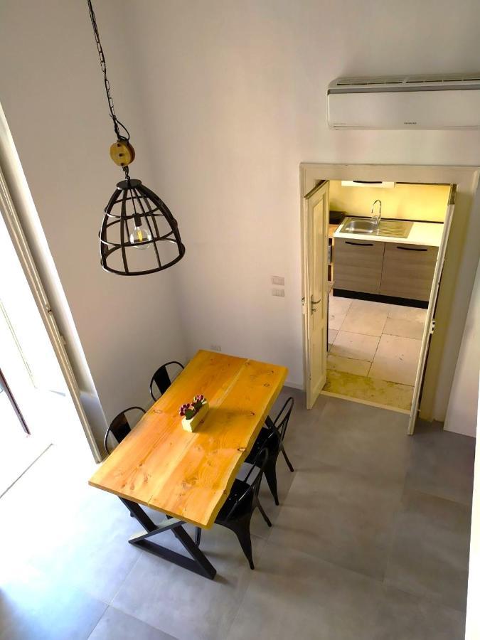 Dimora Ateneo - Nel Centro Della Citta Bari Zewnętrze zdjęcie